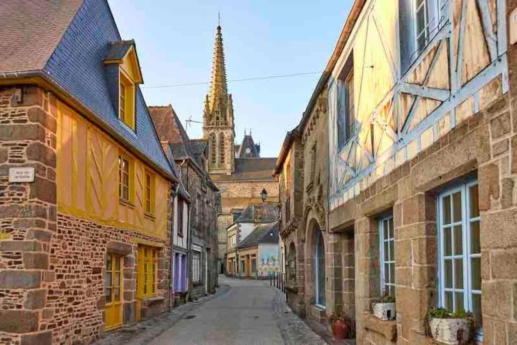 Charmante Maison, Coeur De Bourg Bazouges-la-Pérouse Exteriér fotografie